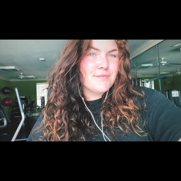 Meet your Posher, Emily - Picture 1 of 1